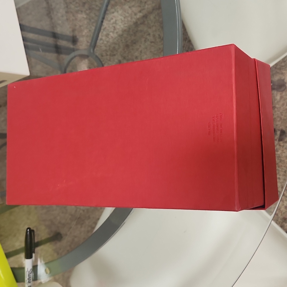 Valentino Empty Shoe Box View 4